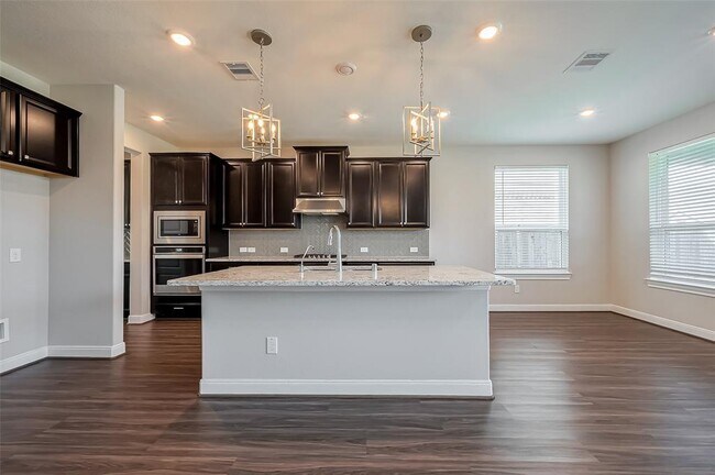 Building Photo - 2310 Dalton Trl