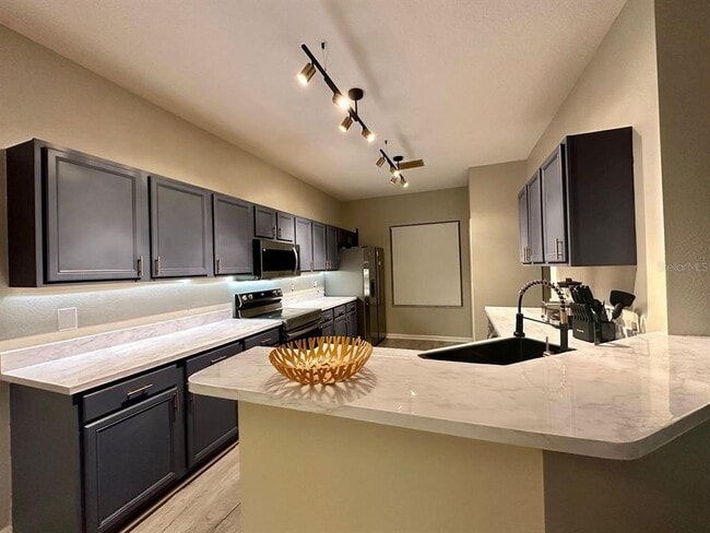 Building Photo - 139 Minniehaha Cir