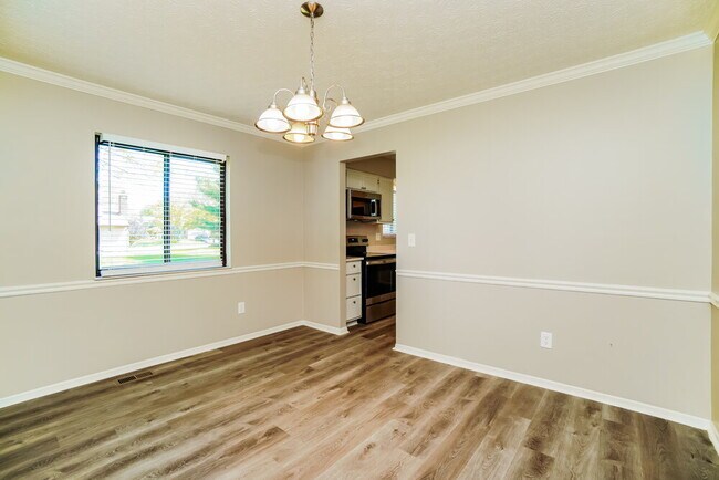 Building Photo - 9972 Granden St