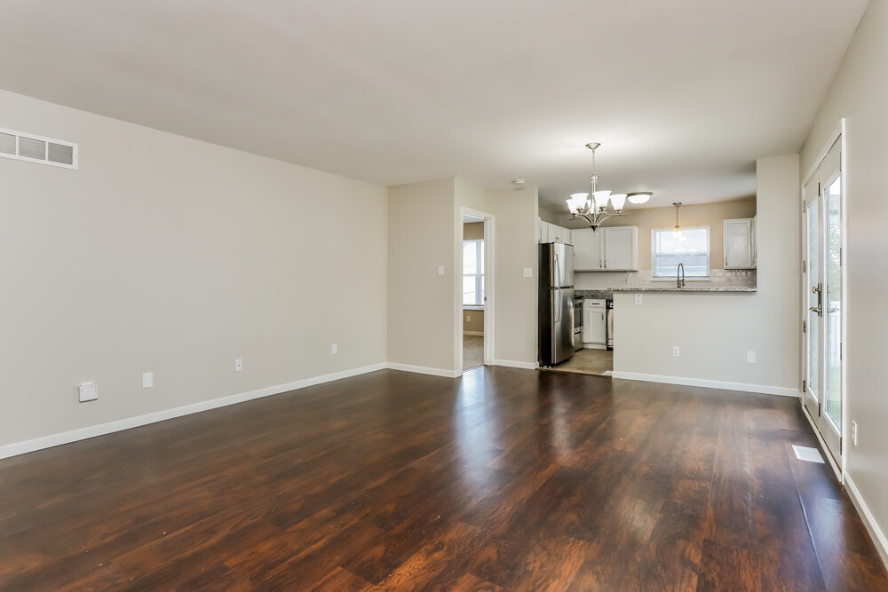 Building Photo - 1280 Garden Village Dr