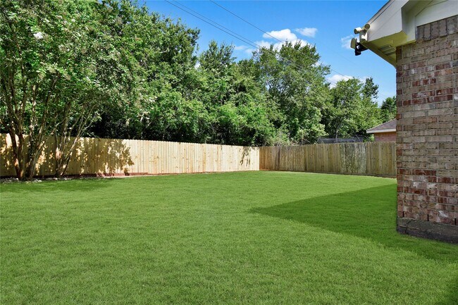 Building Photo - 5601 Savannah Woods Ln