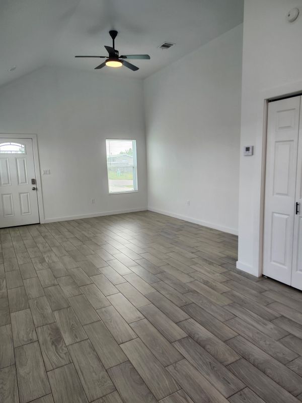 Building Photo - 1418 Rd 5607