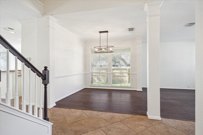 Building Photo - 12831 Dove Point Ln