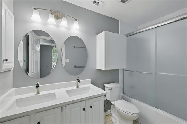 Building Photo - 4204 Crescent Dr