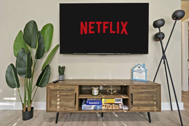 Building Photo - 4444 Wisconsin Ave