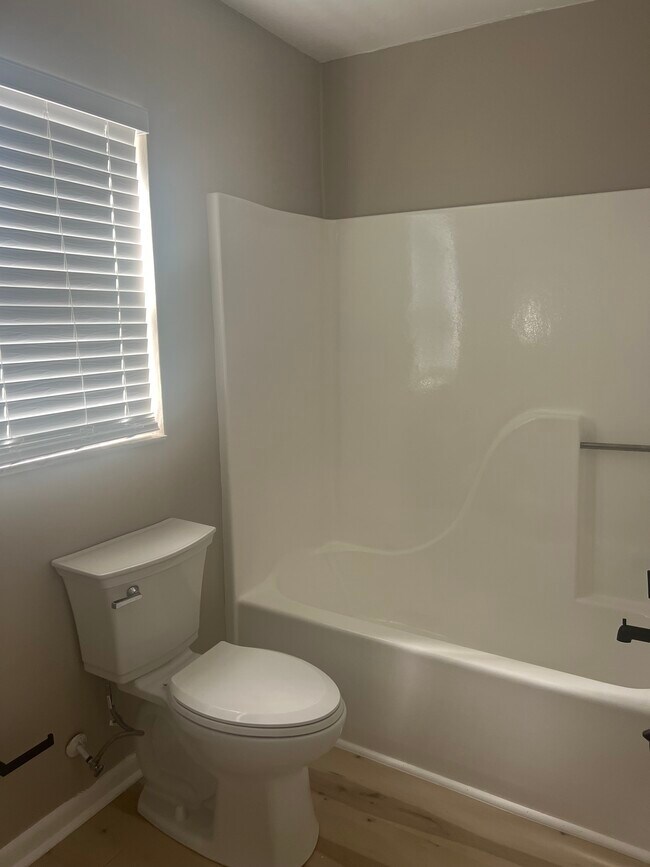 Building Photo - 1769 Fairview Shores Dr