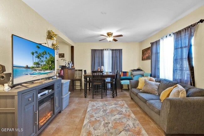 Building Photo - 1309 Zuni Pl