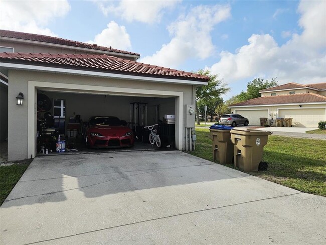 Building Photo - 3102 Camino Real Dr N