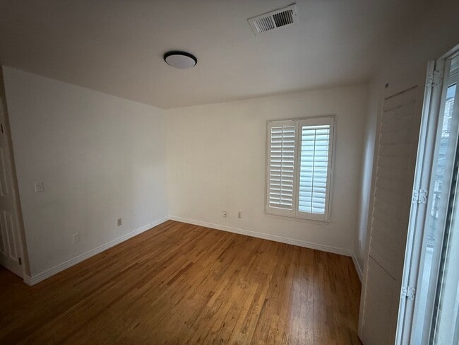 Building Photo - Dream Condo in the Heart of Denver
