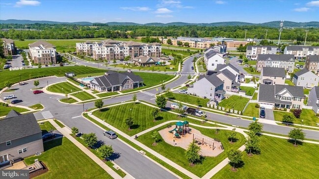 Building Photo - 6666 Ballenger Run Blvd