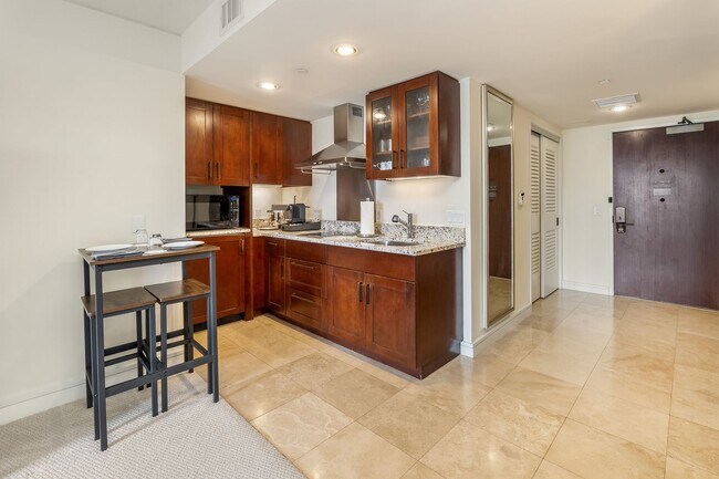 Building Photo - Spacious Waikiki Studio, One Block From Fort Derussy Beach
