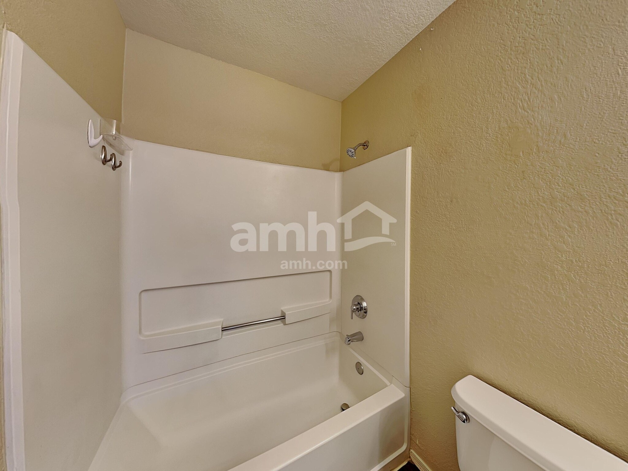 Building Photo - 1767 W Rue De La Montagne