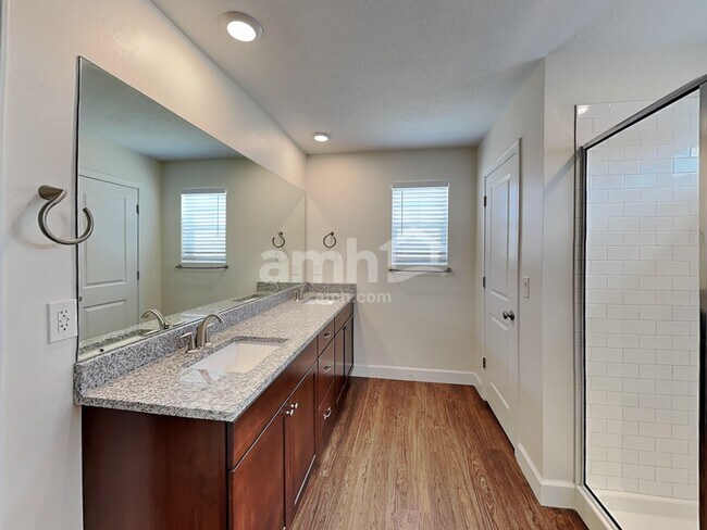 Building Photo - 4359 N Morgan Way