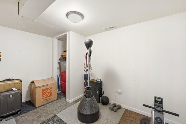 Building Photo - 1637 S St Louis Ave