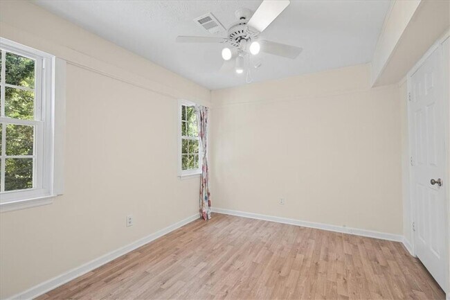 Building Photo - 4921 Heritage Trace Ct