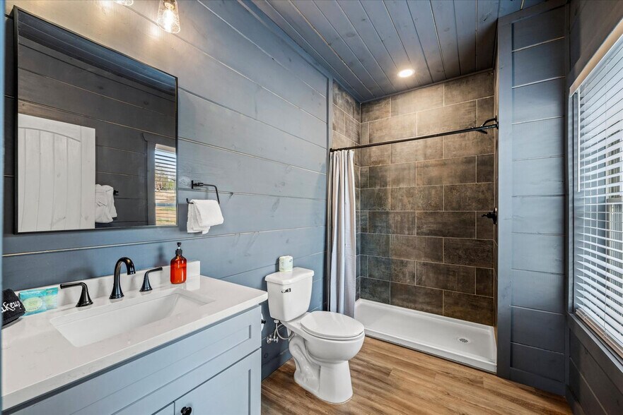 Building Photo - 528 Warbonnet Wy