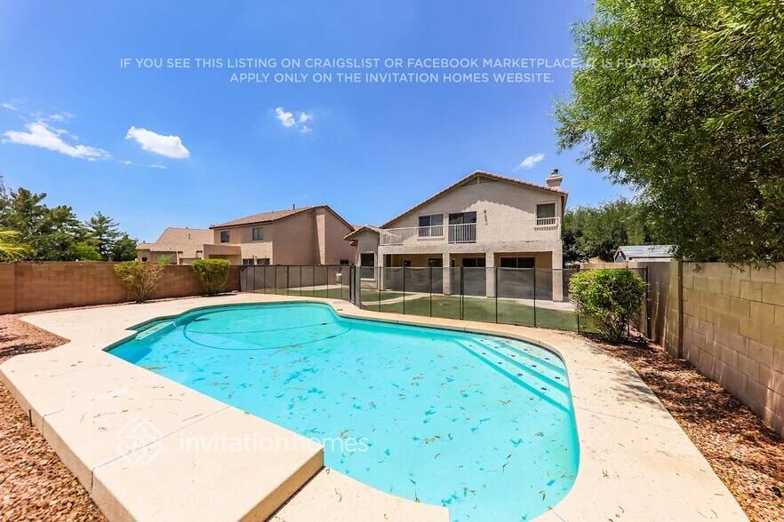 Building Photo - 7447 W Trails Dr