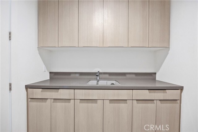 Building Photo - 169 Creation