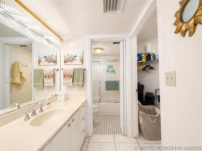 Building Photo - 9500 S Ocean Dr