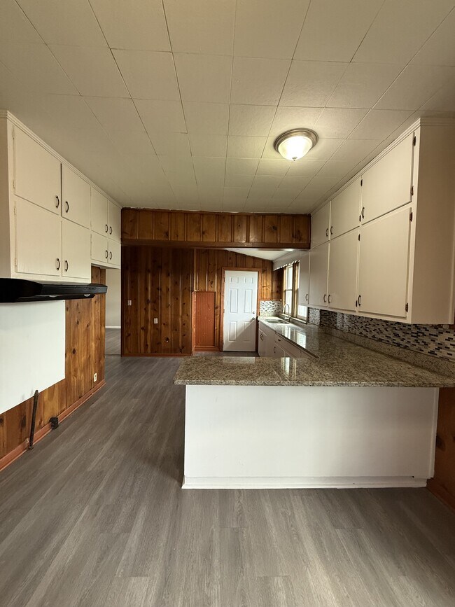 Building Photo - 1609 48th Street Ensley
