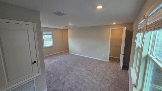 Building Photo - 14768 Field Daisy Dr