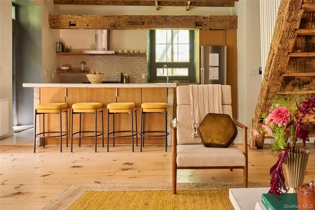 Building Photo - 1883-1213 NY-213