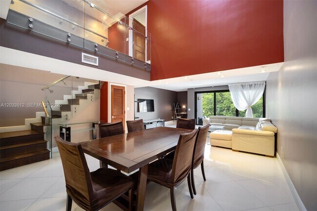 Building Photo - 317 Poinciana Island Dr