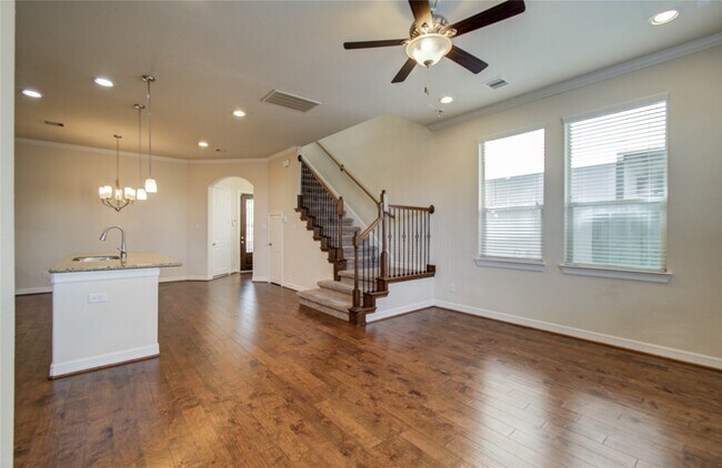 Building Photo - 10804 Brittmoore Oaks Pl