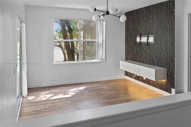Building Photo - 1725 Palm Cove Blvd