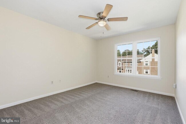 Building Photo - 3931 Tallow Tree Pl