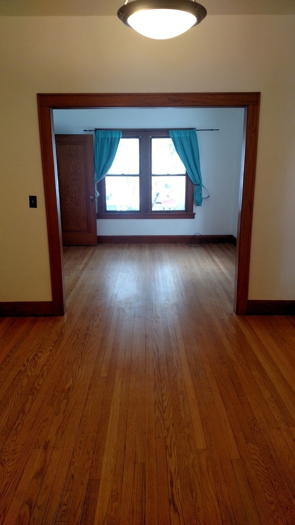 Building Photo - 4 Bedroom close to downtown, bike and walk...