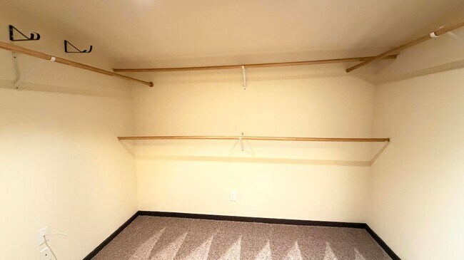 Building Photo - 54080 Pine Crest Ave