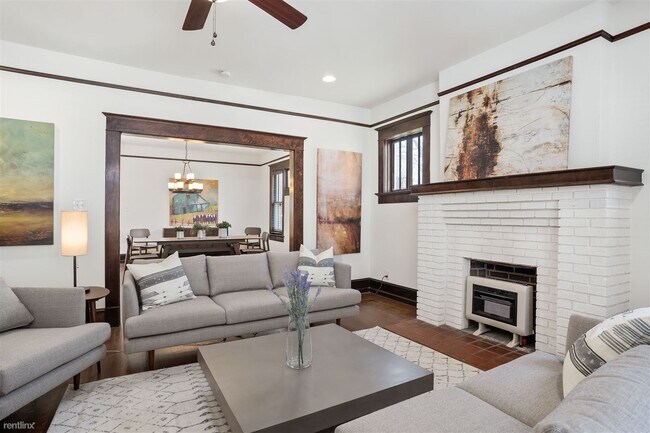 Building Photo - 3 br, 2.5 bath House - 1730 Linwood Avenue