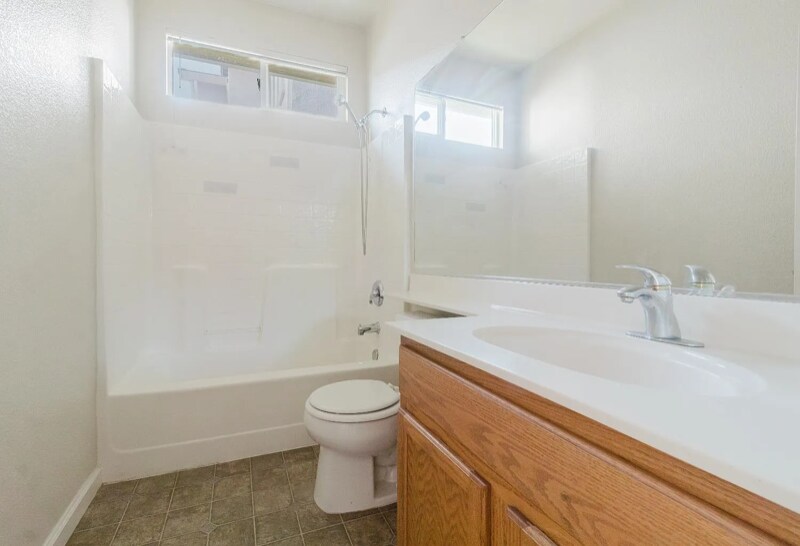 Building Photo - 4255 E Morada Ln