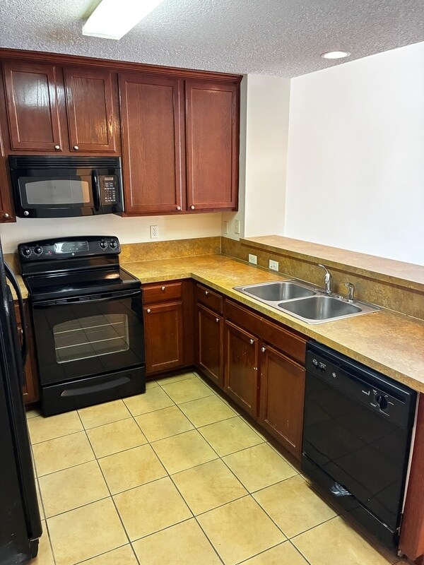 Building Photo - 9344 Scaup Wy