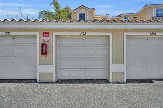 Building Photo - 676 Sandy Neck Ln