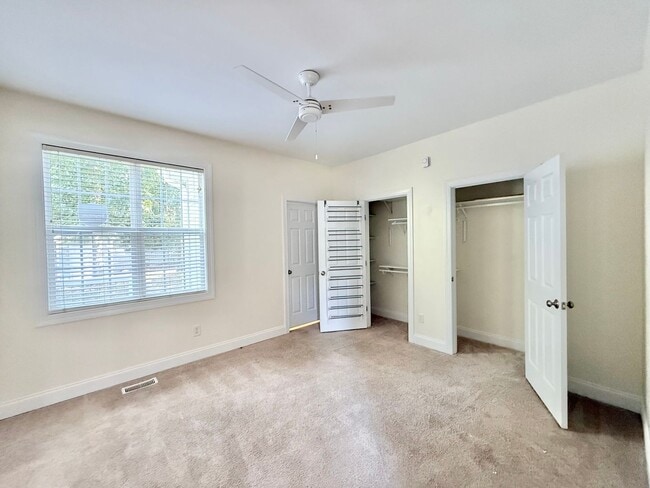 Building Photo - **OFFERING WAIVED APPLICATION FEES & $100 ...