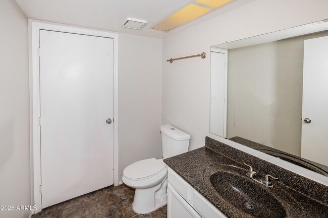 Building Photo - 3724 W Carol Ann Way