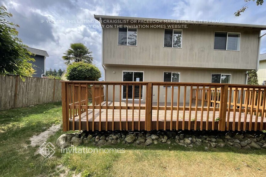 Building Photo - 25107 23rd Ct S