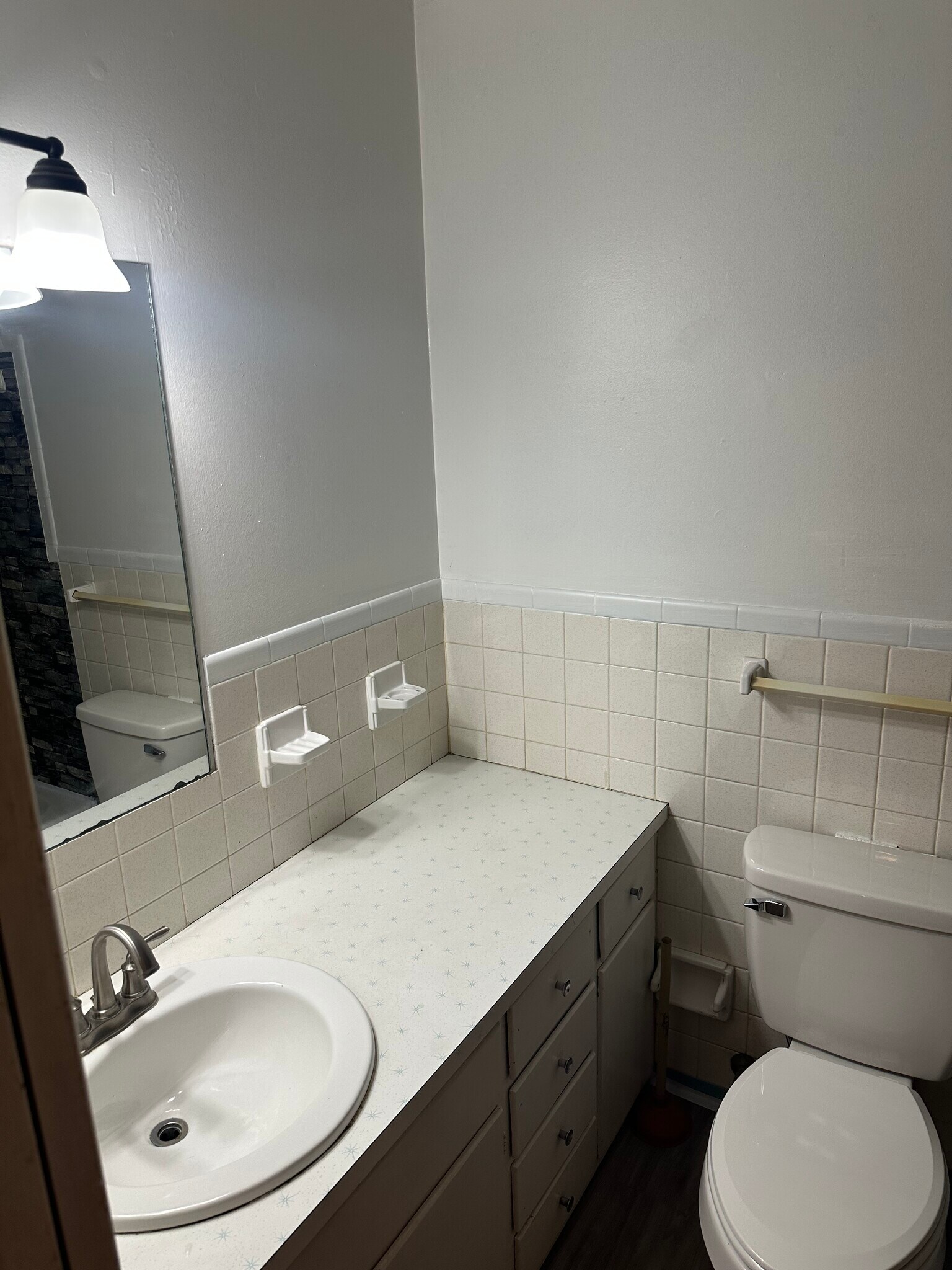 Building Photo - 2441 Old Knoxville Pike