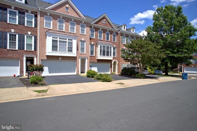 Building Photo - 14354 Verde Pl