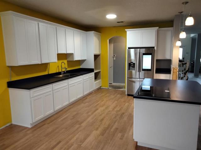 Building Photo - 509 Roundrock Ln