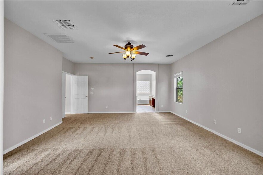 Building Photo - 4280 N 157th Ave