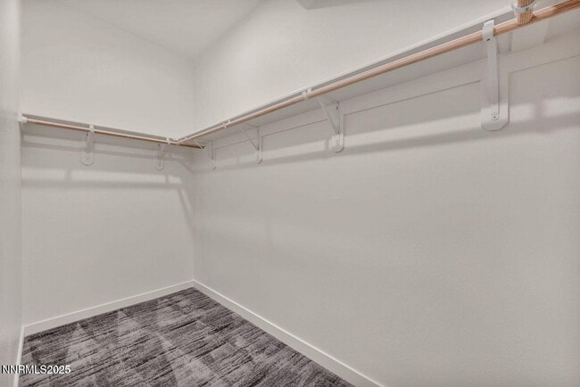 Building Photo - 557 California Ave