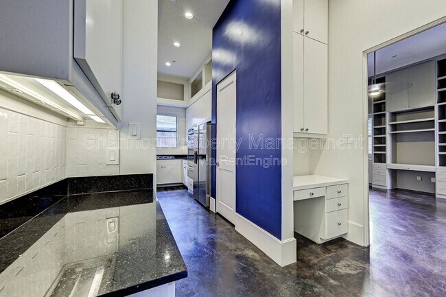 Building Photo - 3128 Alabama Ct