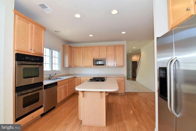 Building Photo - 4619 Beaufont Spring Ct