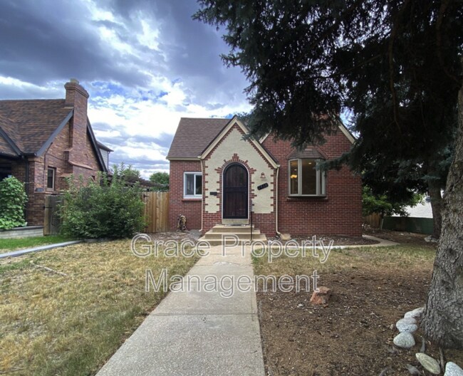 Building Photo - 1410 N Glencoe St