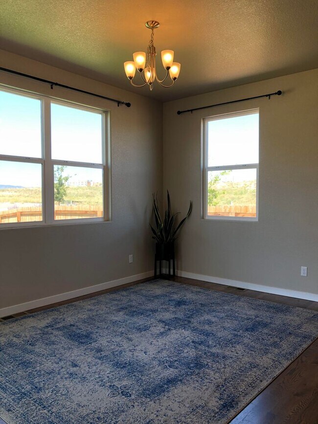 Building Photo - 6996 Tullamore Dr