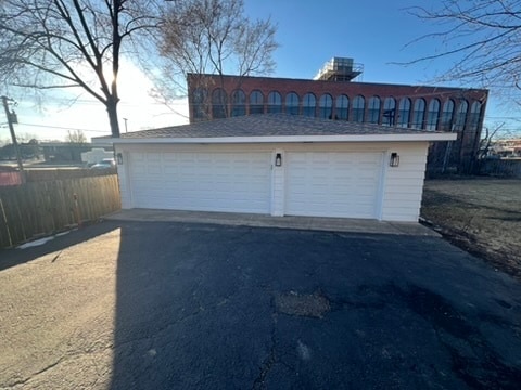 Building Photo - 1S526 Nimitz Rd