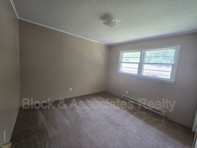 Building Photo - 1031 Pegram Ave